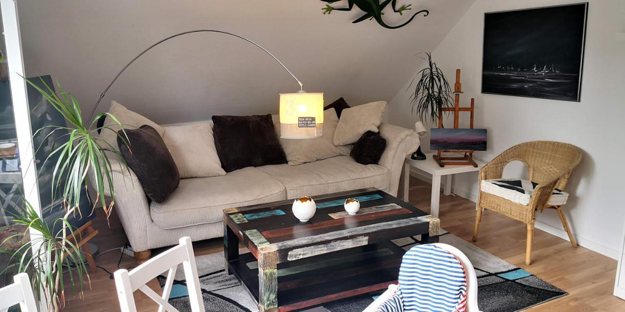 Künstler Ferienwohnung 3 Zimmer Küche Bad zentrale Lage Wulsbuttel Exterior foto
